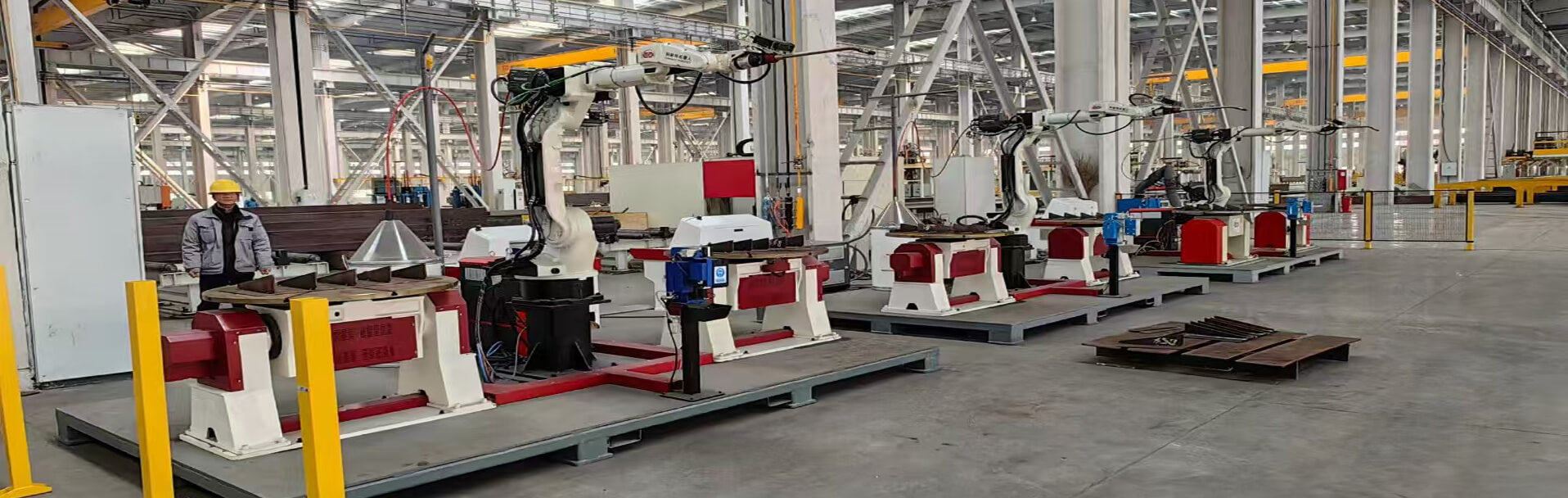 Intelligent Robot Welding Workstation